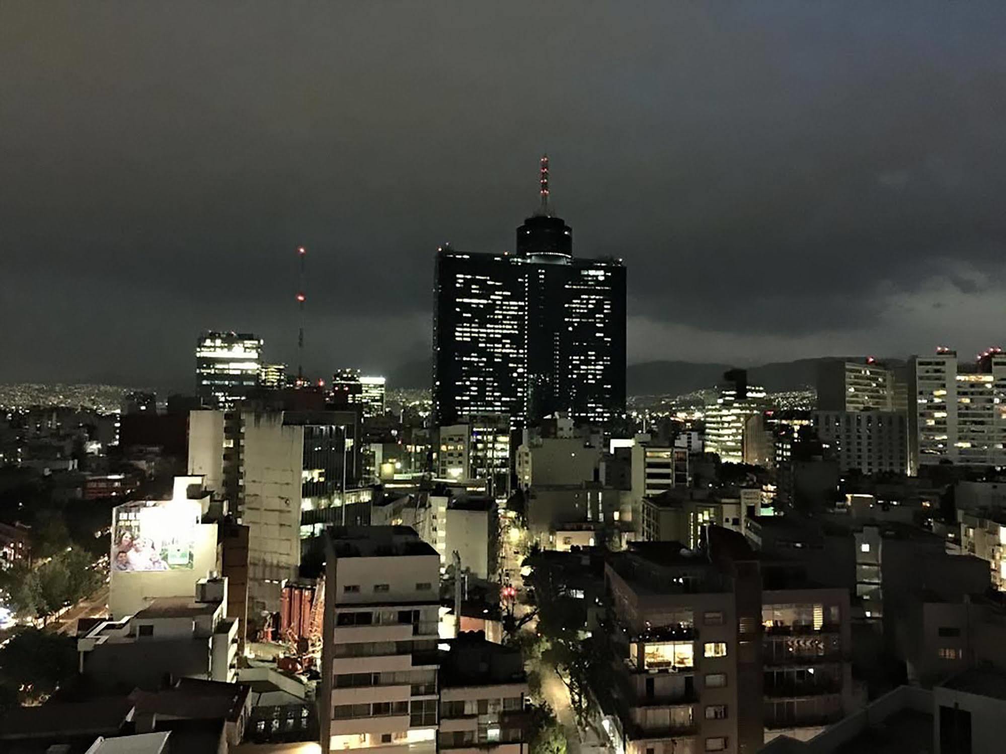 Tryp By Wyndham Mexico City World Trade Center Area Exterior foto